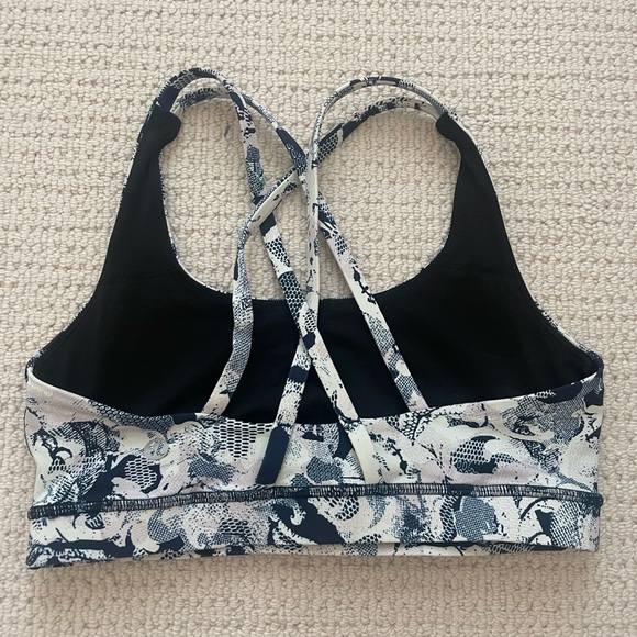 Lululemon Energy Bra! Size 6! - Picture 2 of 6